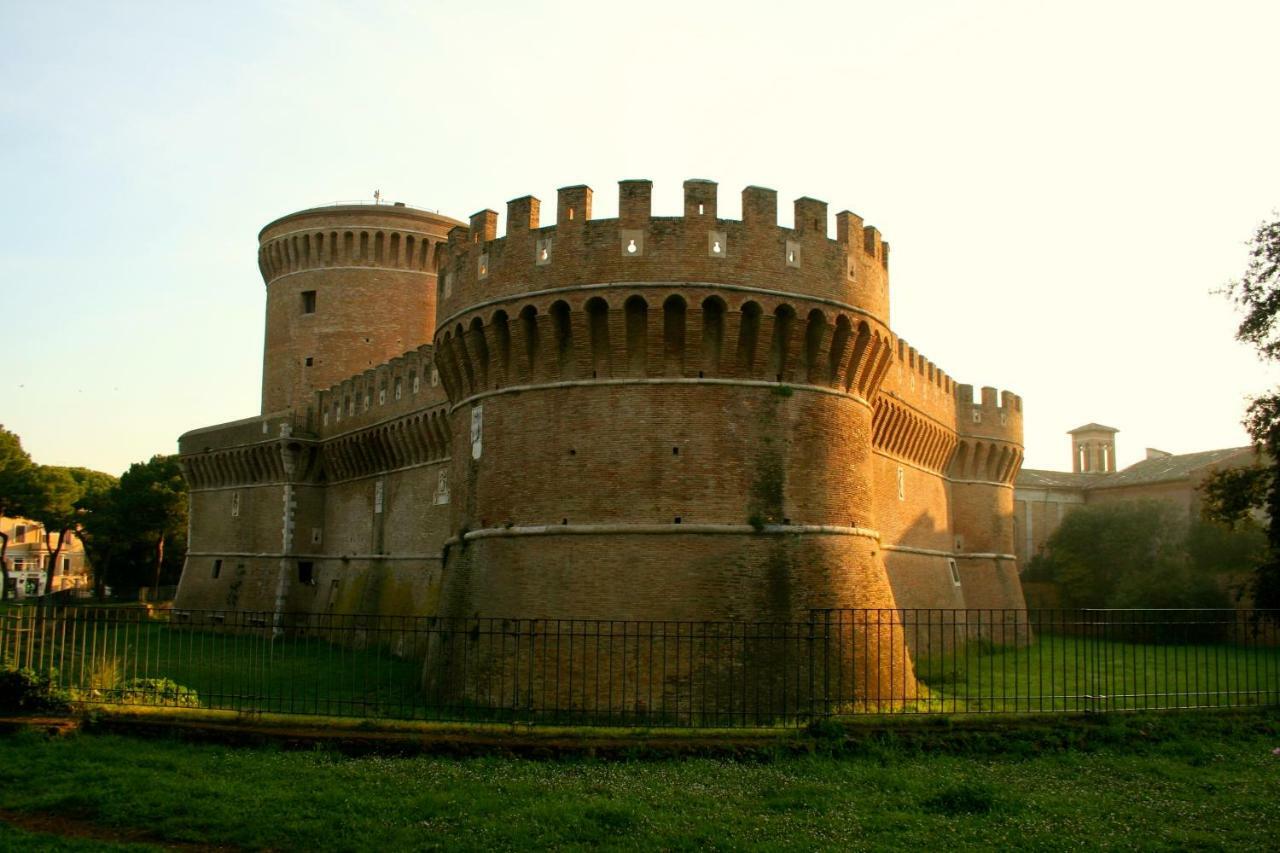 Апартаменты Open Space On The Sea Of Rome !:) Лидо-ди-Остия Экстерьер фото